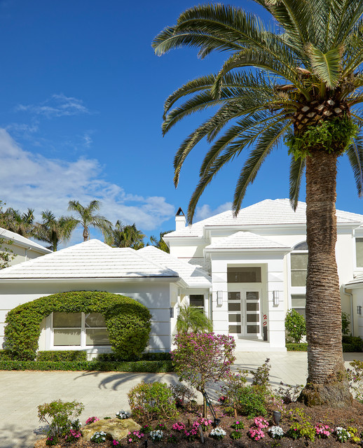 Contemporary Waterfront Home contemporary