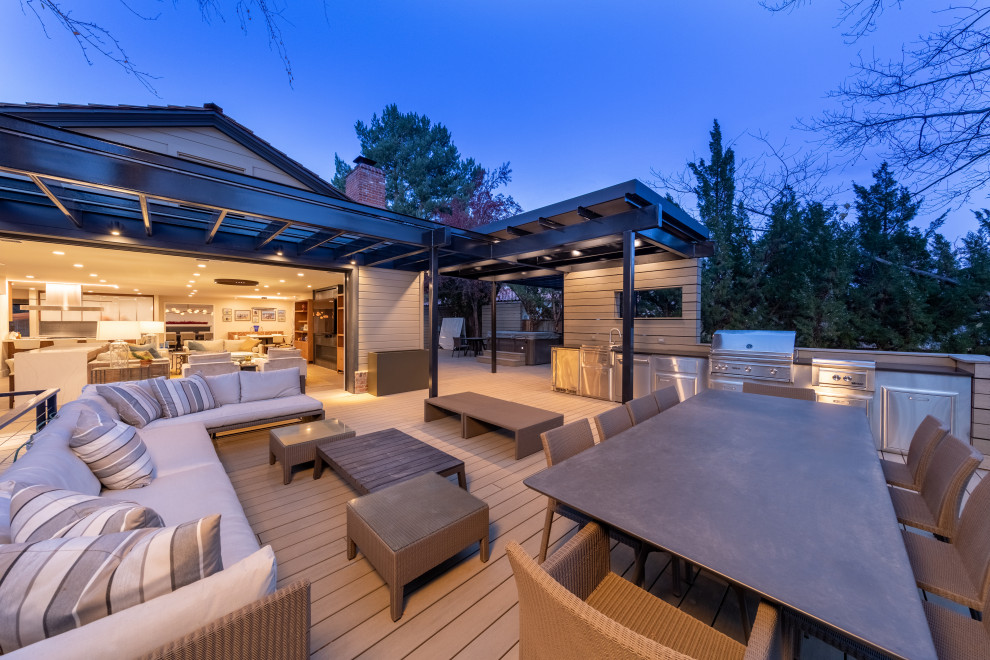 Deck - contemporary deck idea in Other