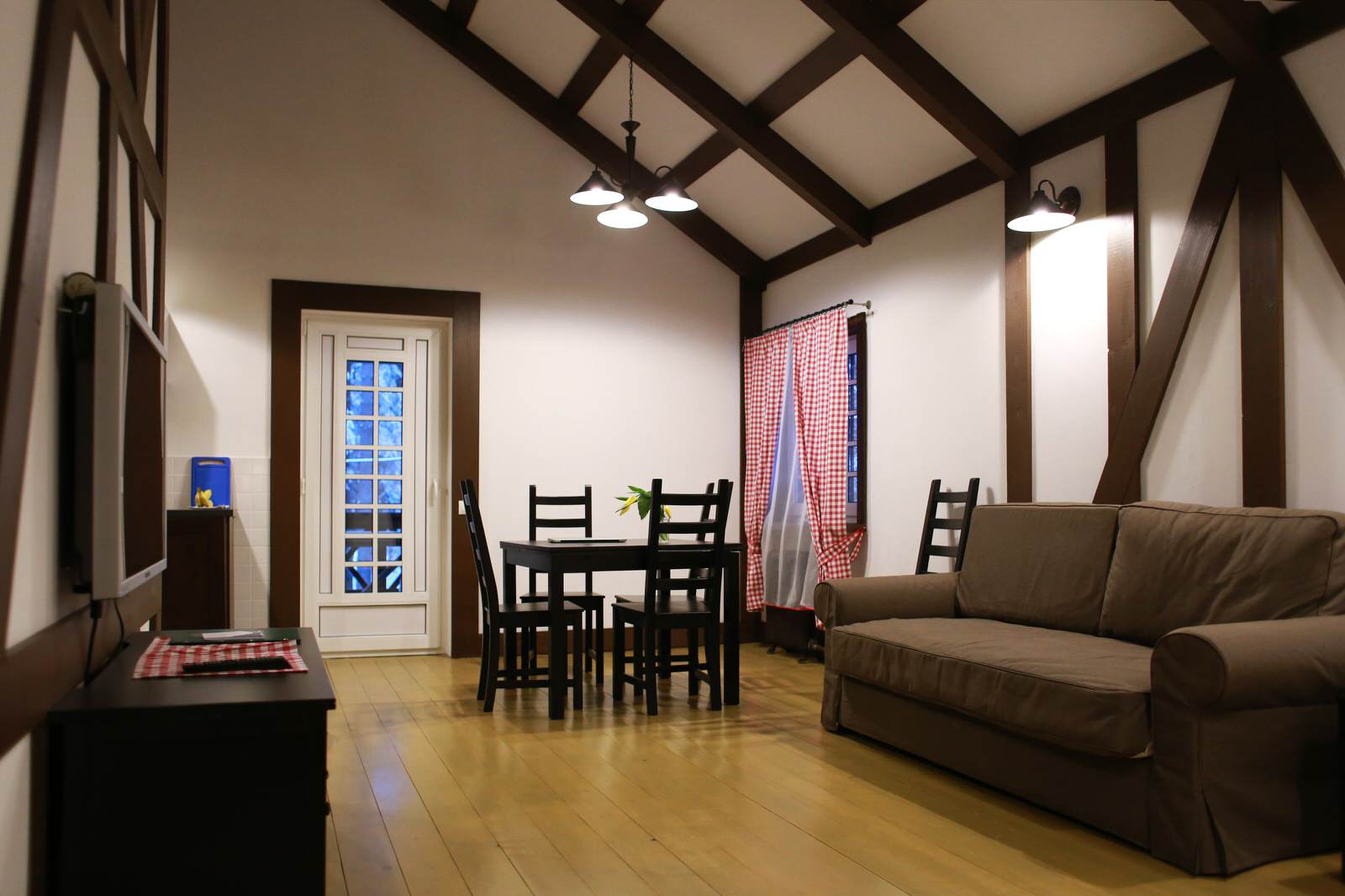 Коттедж "Баварский хутор"