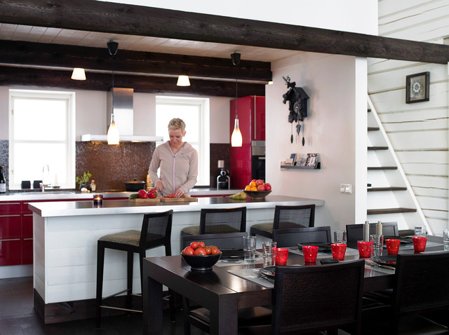 Linghoff Mountain Lodge rustic-dining-room