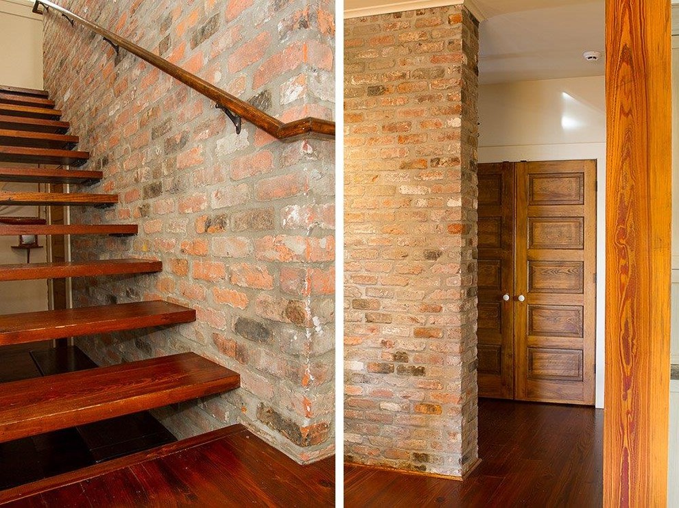 This is an example of a transitional staircase in New Orleans.