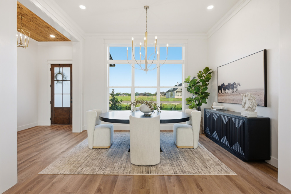 Mathis Collection I Bryan Texas