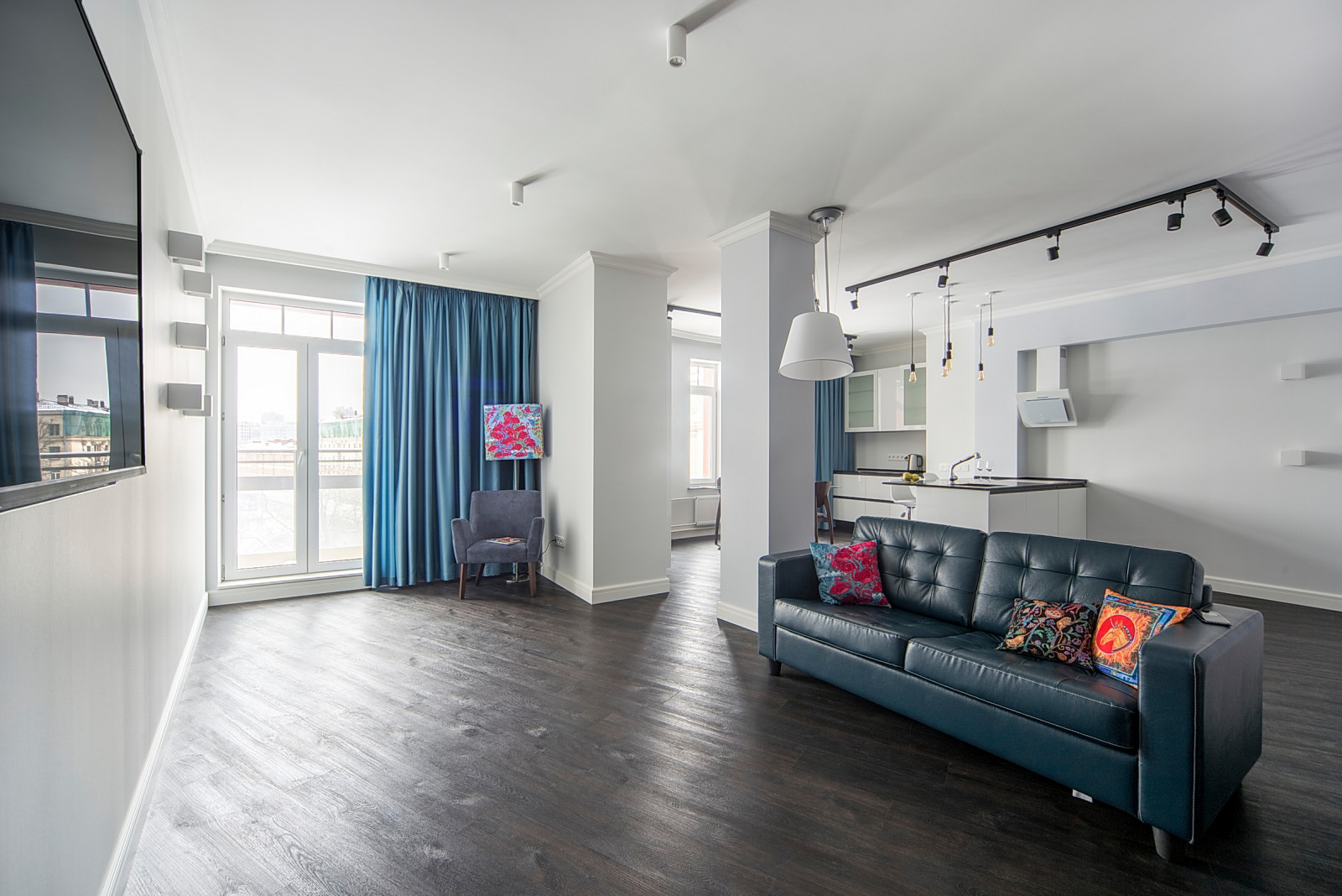 Три сестры: "Вода" ЖК Дом на Ждановской