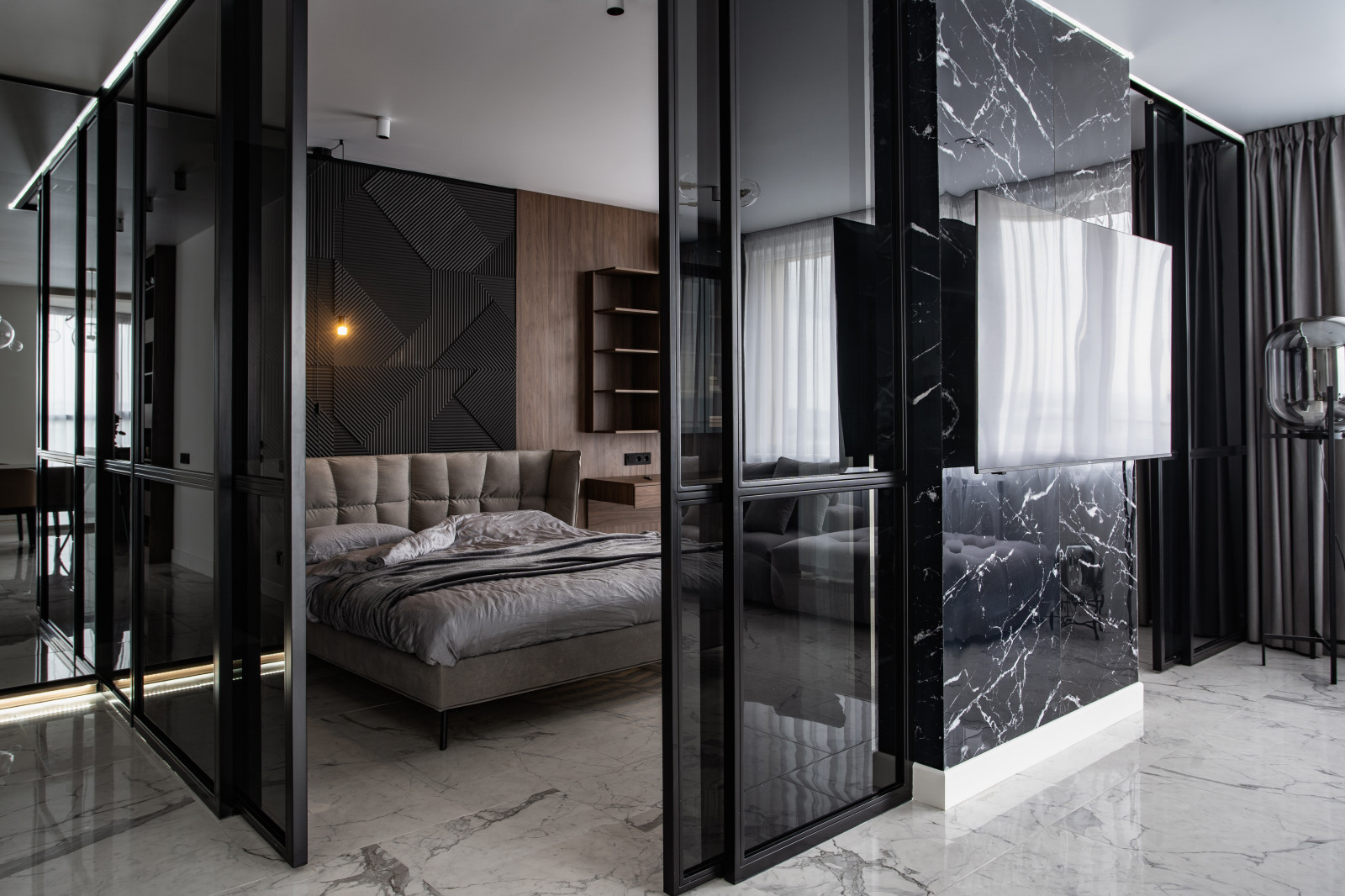 №6. ЖК на Декабрьских событий.