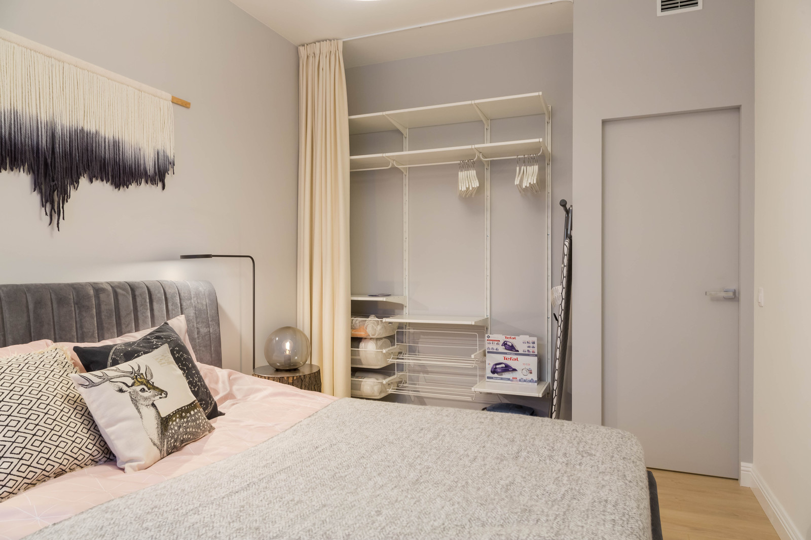 Зефирно-розовый скандинавский