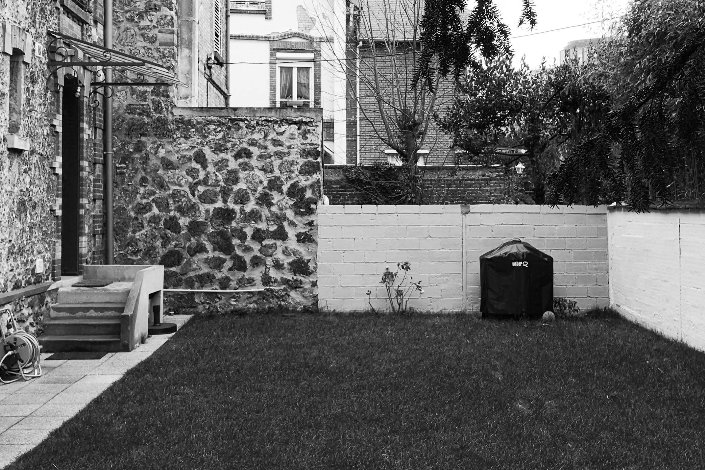 Le jardin et l'escalier avant le projet