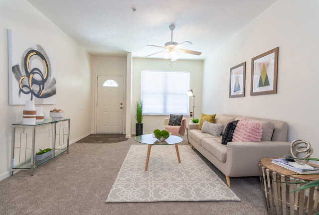 Hampton Oaks Apartments modern