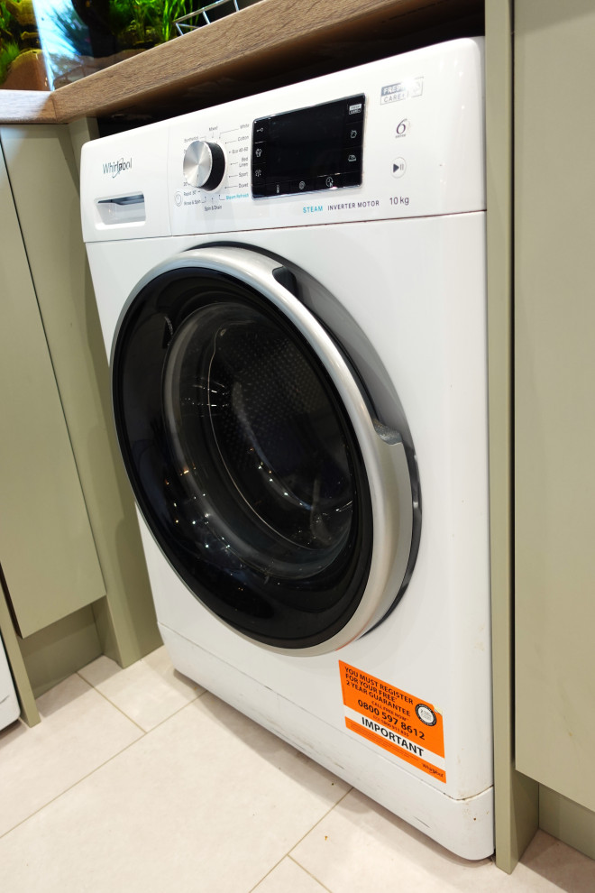 The Barwell Kitchen II - Sodermalm - RRP £20,000 - Luxe Price £17,900