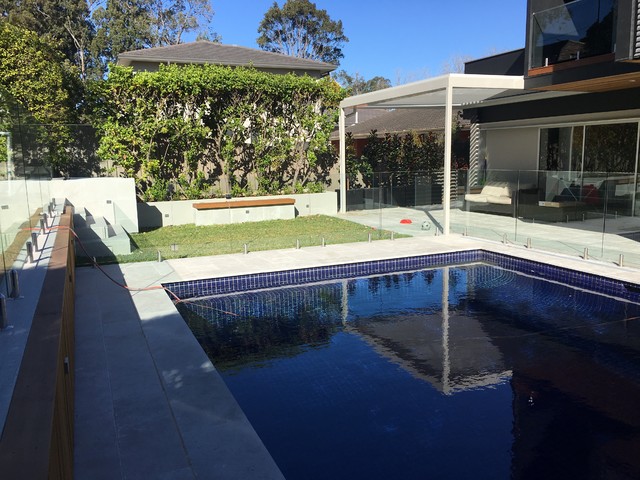 Riverview contemporary-pools-and-hot-tubs