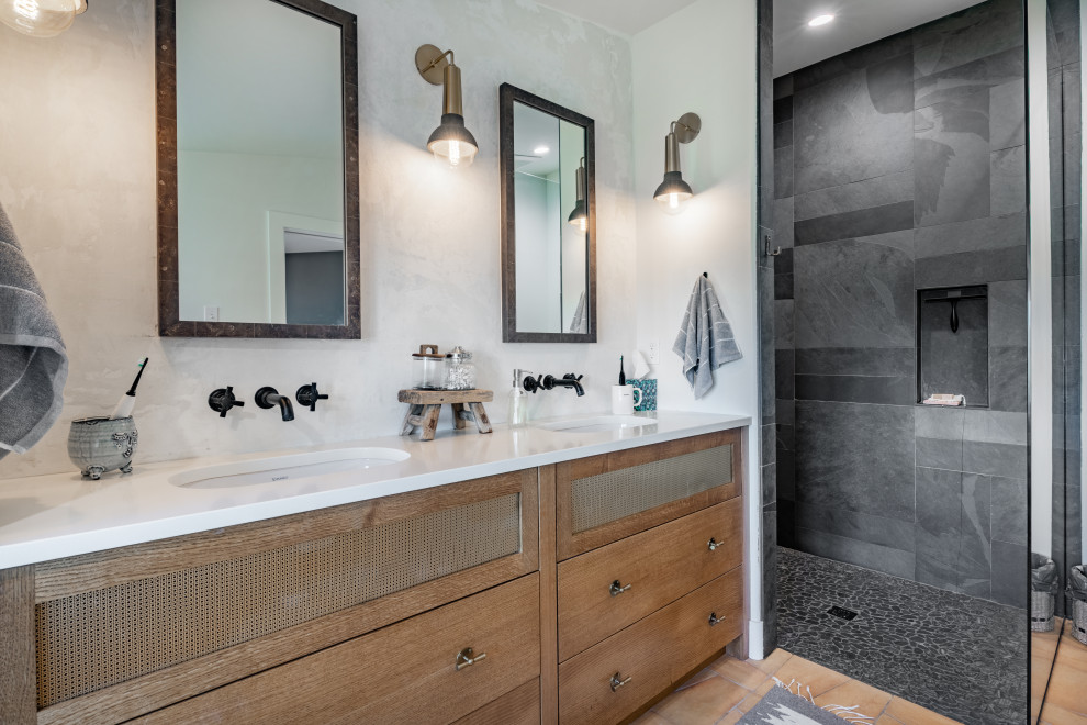 Bayside Mudroom, Kitchen, Patio Passthrough, Family Room & Primary Suite