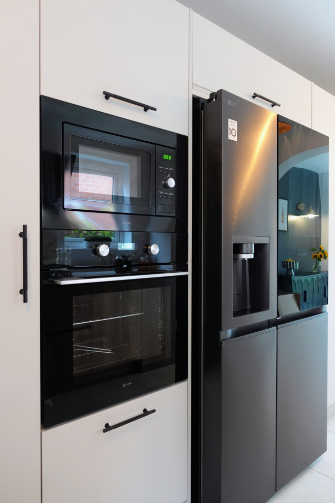 The Bilton Kitchen - Gola - RRP £25,000 - Luxe Price £20,500