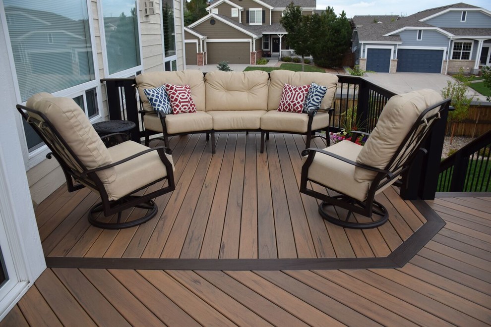 Inspiration for a transitional deck remodel in Denver