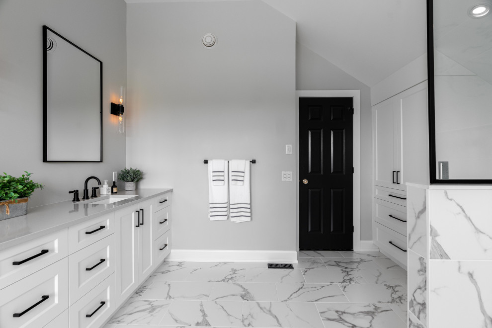 Lewis Road Farmhouse - Bathroom Remodel