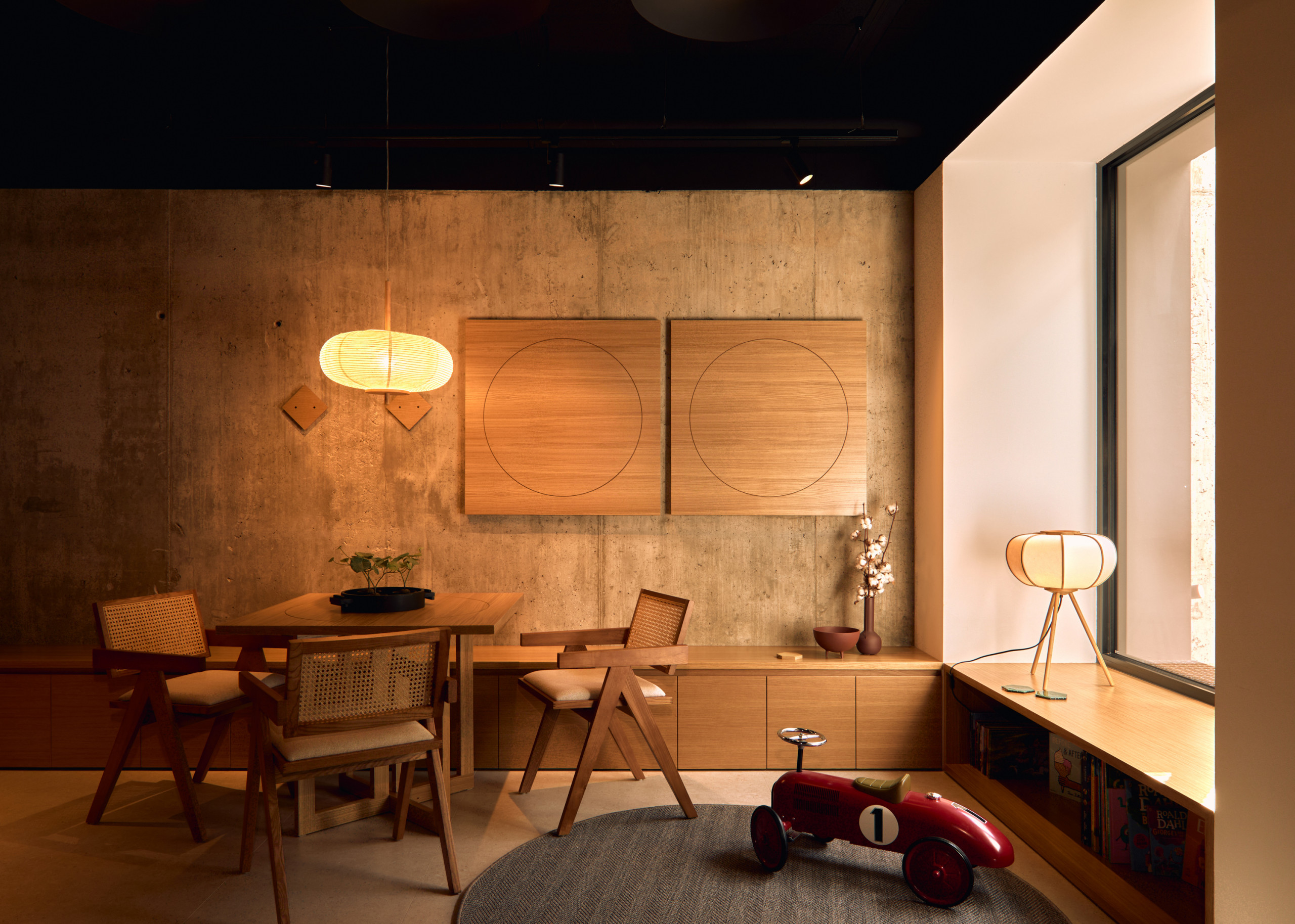 Homothecy - Zona Común, rincón de juego