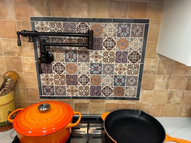Kitchen with Color!