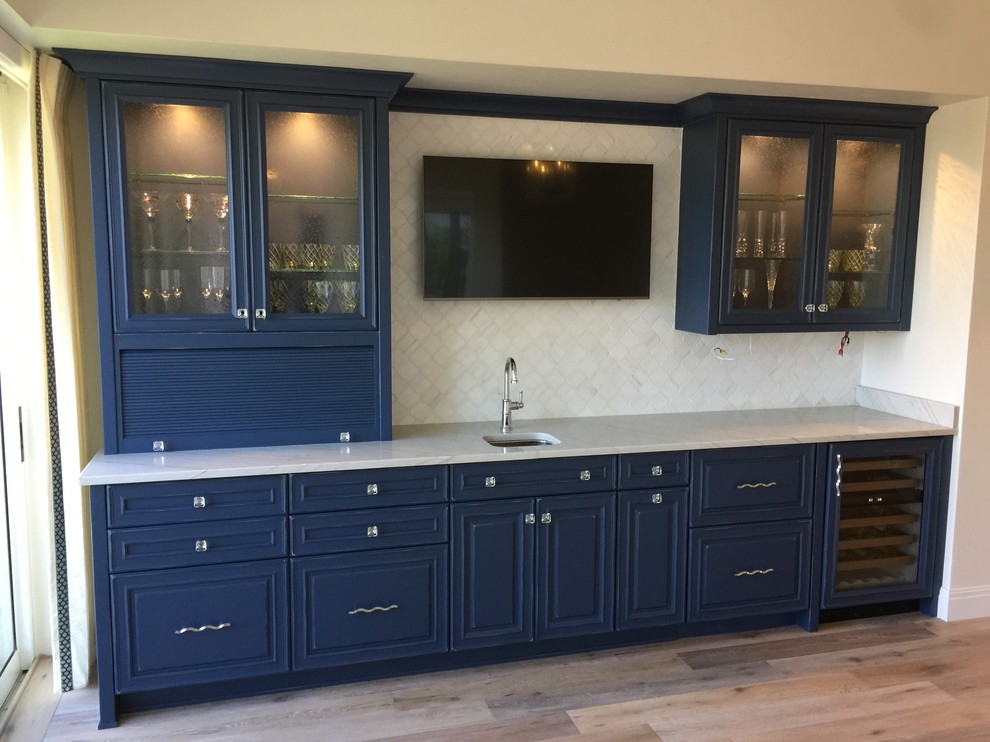 Home design - transitional home design idea in Miami