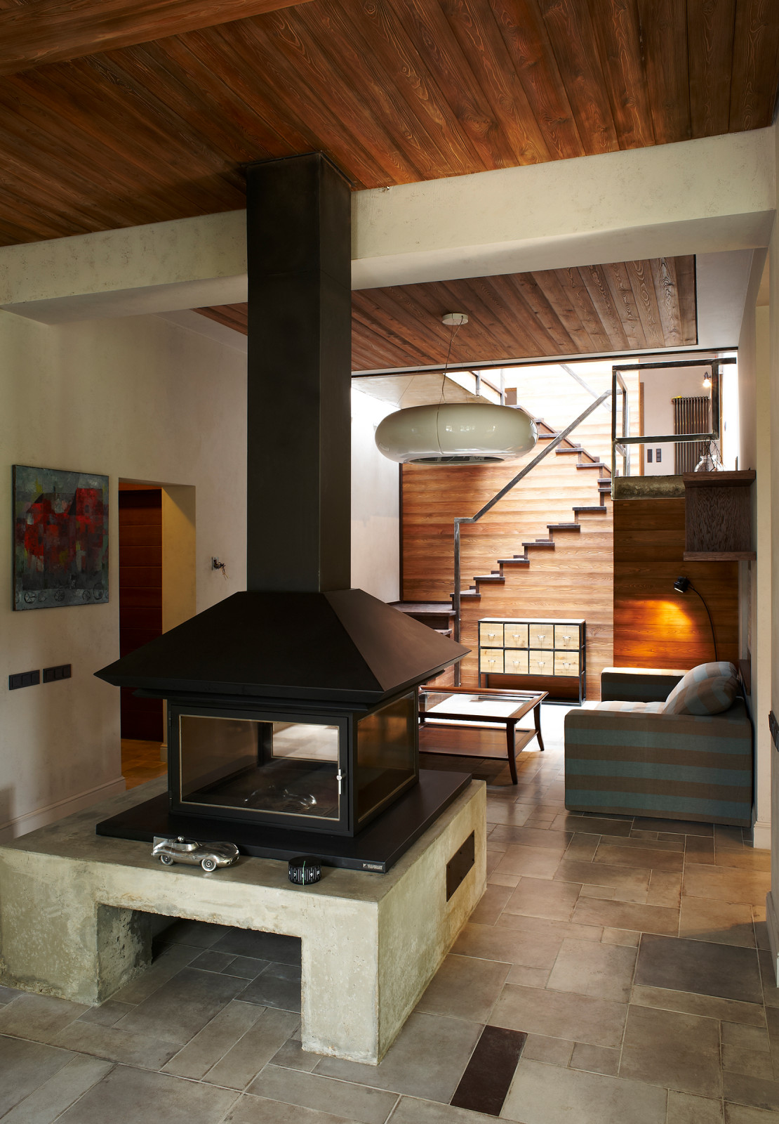 Дом на склоне