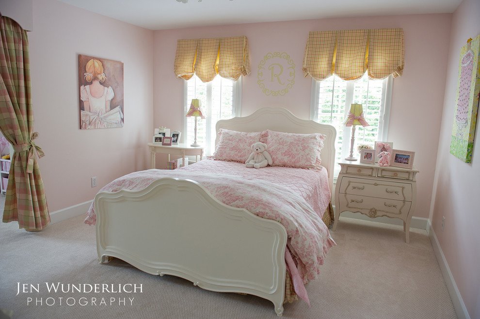 Design ideas for a traditional kids' room in Atlanta.
