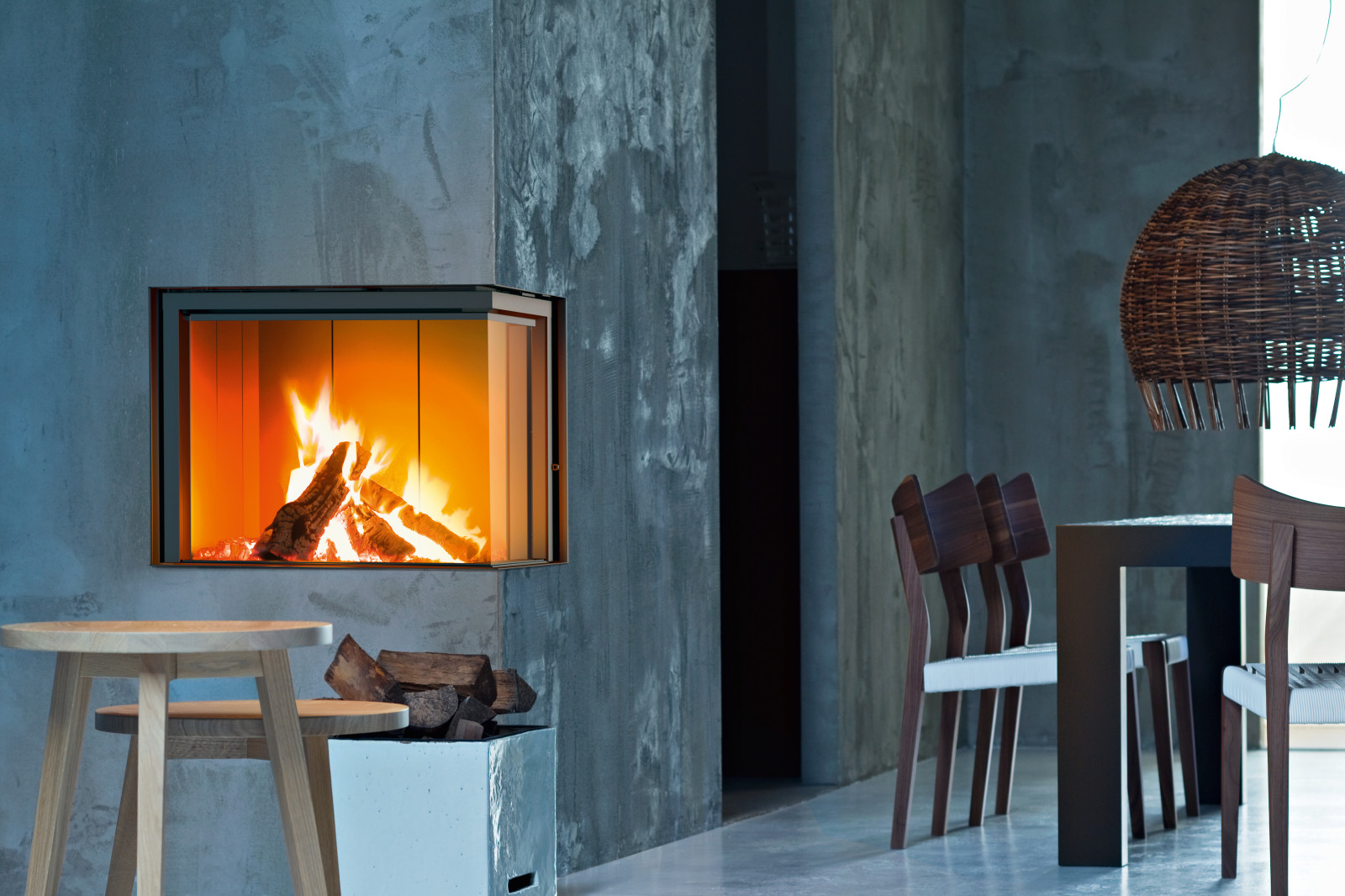 ДИЗАЙНЕРСКИЕ КАМИНЫ