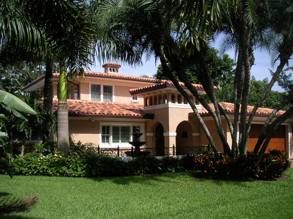 Photo of a mediterranean exterior in Tampa.