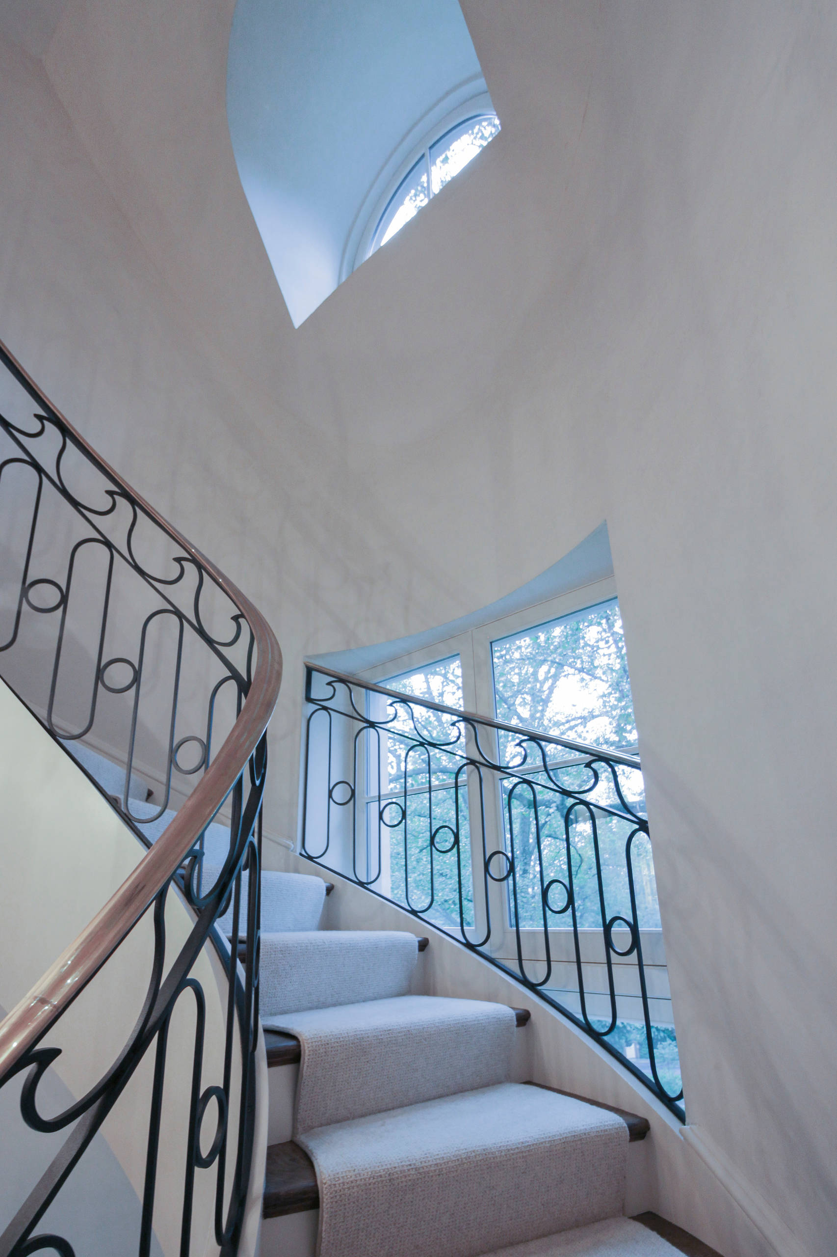 61_Sculptural/Elliptical Staircase in Washington, DC 20008