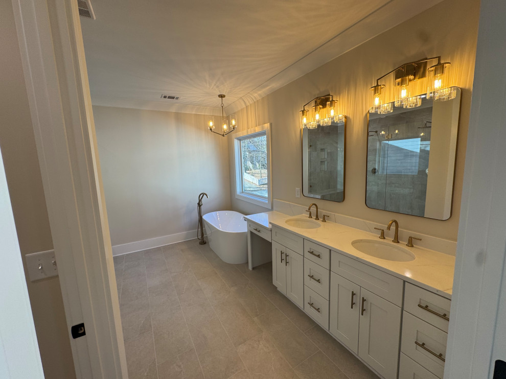 Madison New Construction Master Bathroom