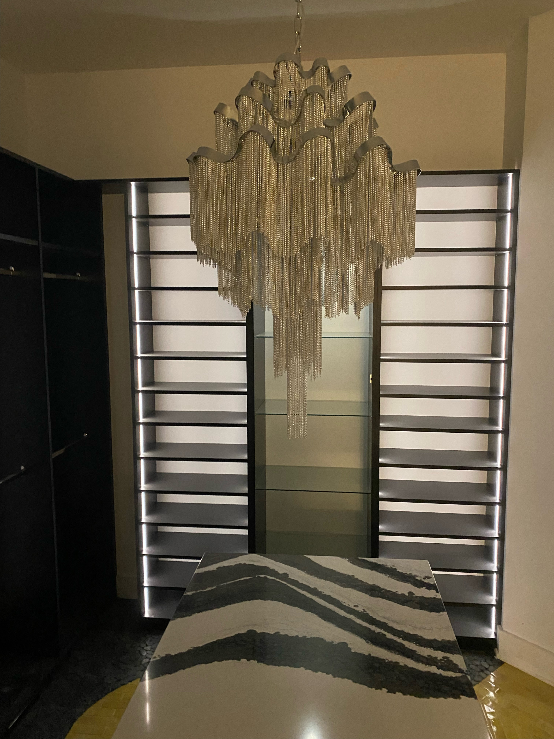 Yellow Brick Road Black Dressing Room