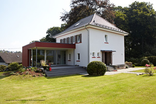 Sanierung Landhaus 30er Jahre - Klassisch - Häuser - Düsseldorf - von