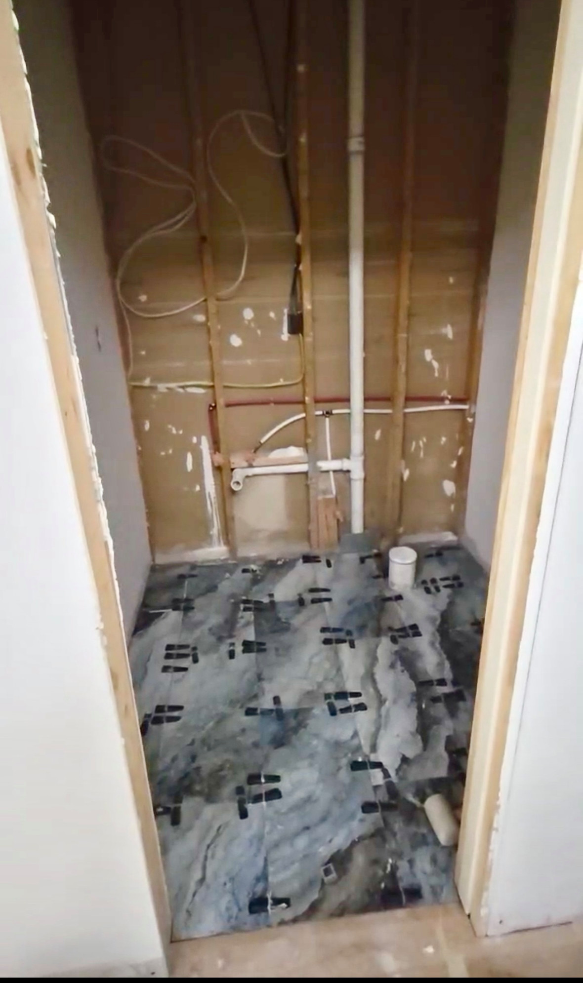 Lake Highlands Kitchen, Flooring, Powder Bath and Hall Bath Remodel