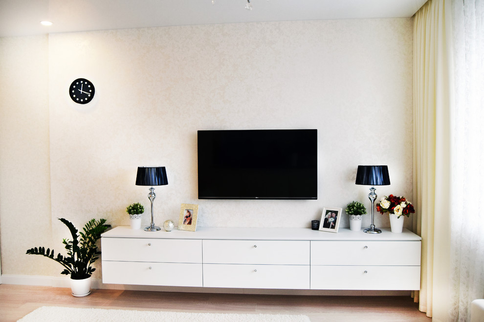 Интерьер с белыми акцентами