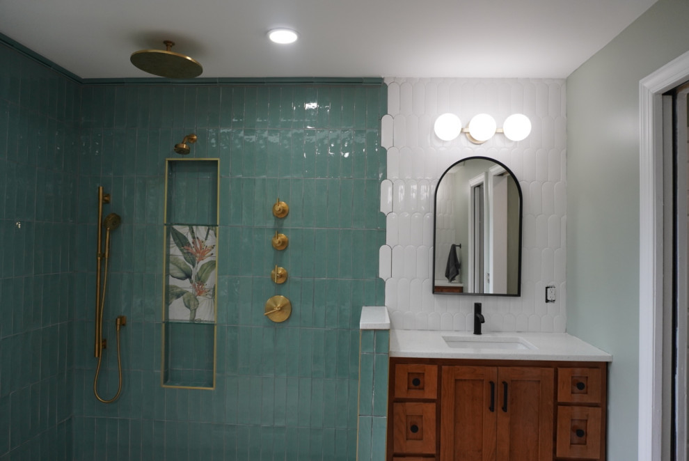 Green Bathroom