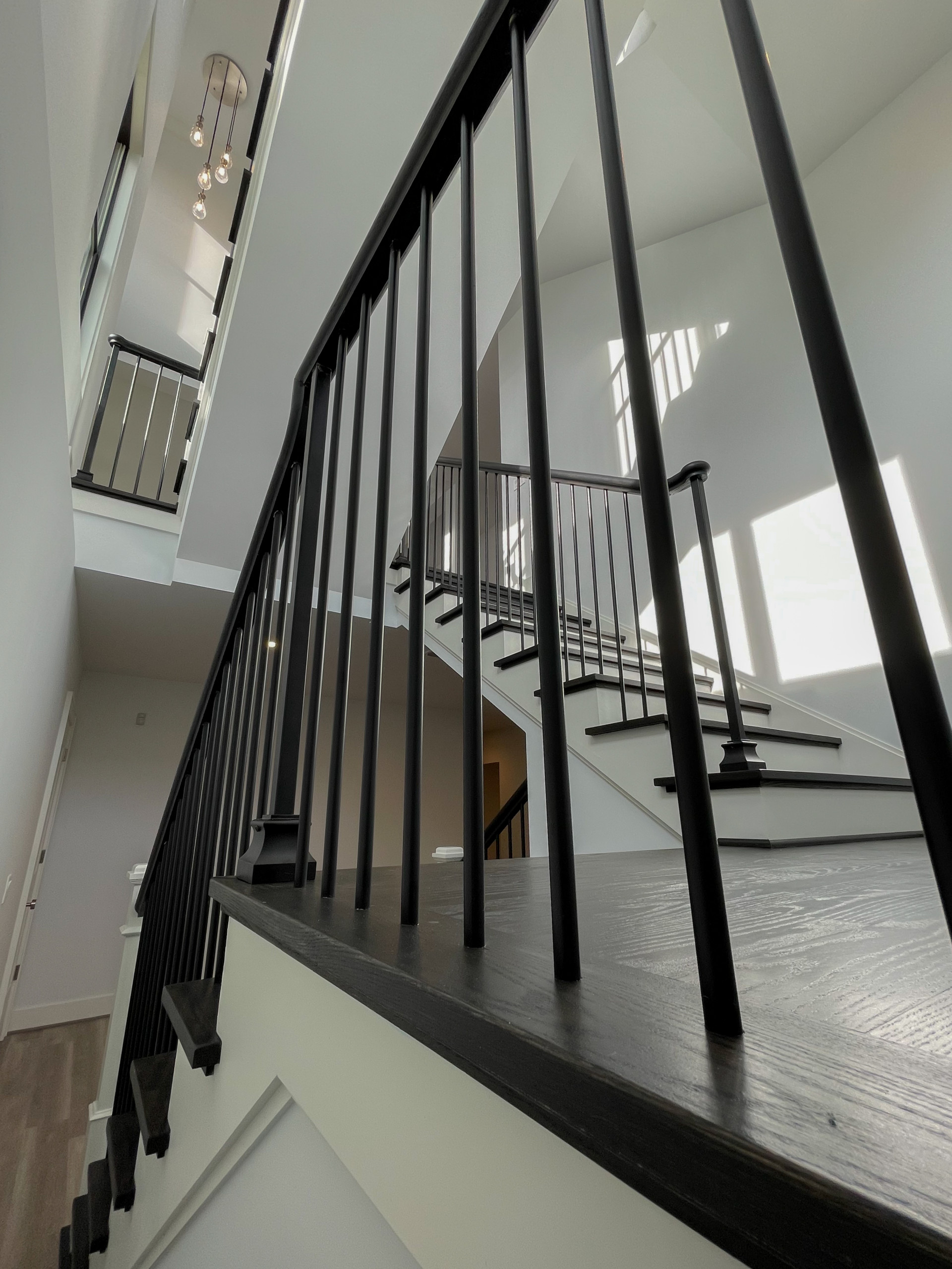 90_Classic Staircase with a Contemporary Twist, McLean VA 22101