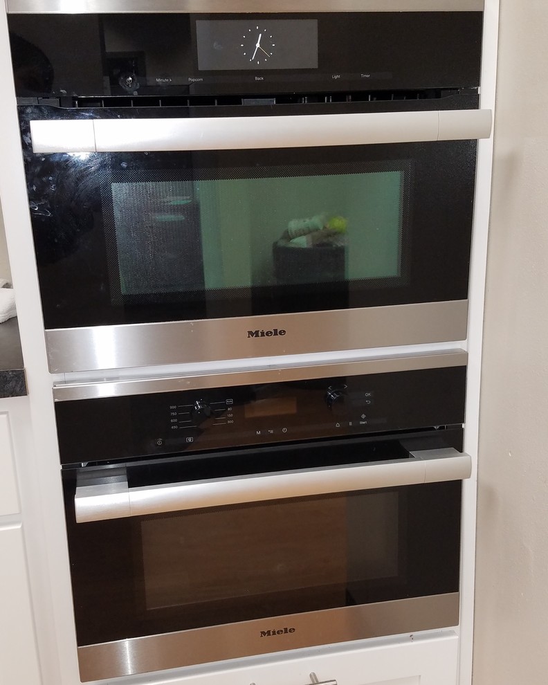 Stacking different Miele models?
