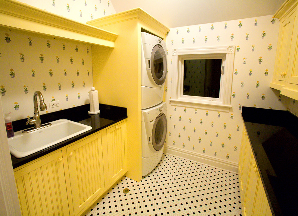 This is an example of an eclectic laundry room in Chicago.