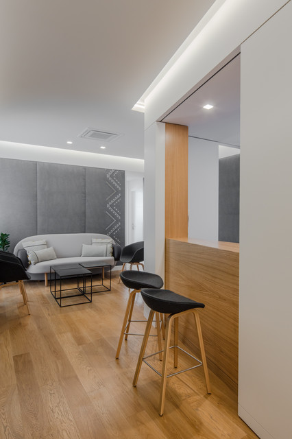 Dental studio modern-eingang