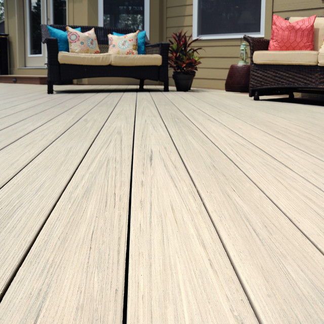 AZEK Arbor Collection Hazelwood® Traditional Deck New York by