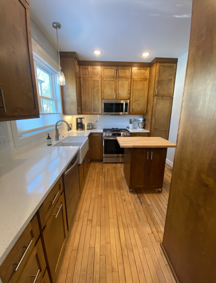 Gorgeous Cabinetry, Backsplash and Quartz Countertops