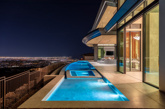 Meyer Residence/Vista Serena modern-pools
