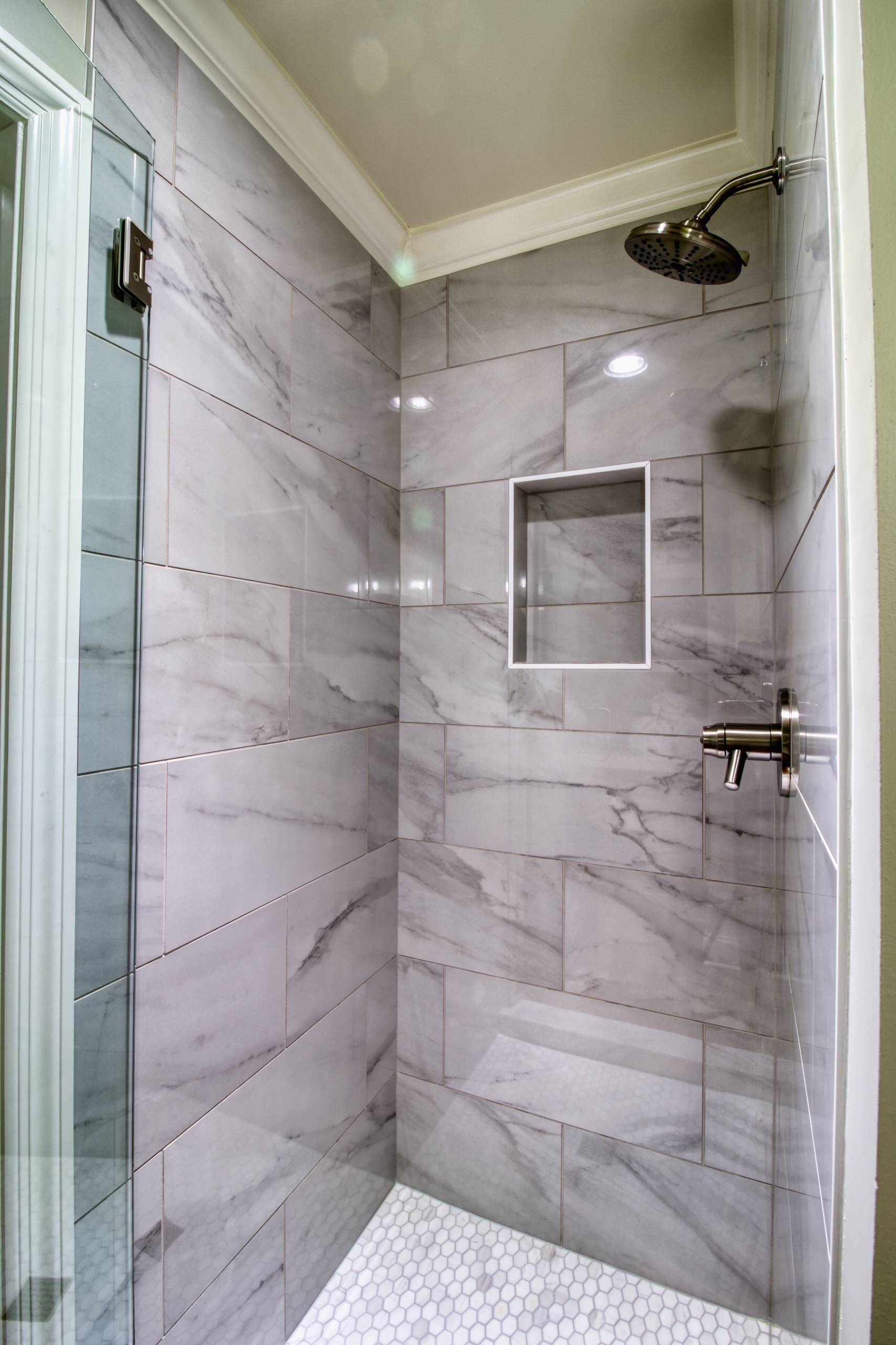 Bellevue Kitchen, Scullery, multi bath and LR refresh