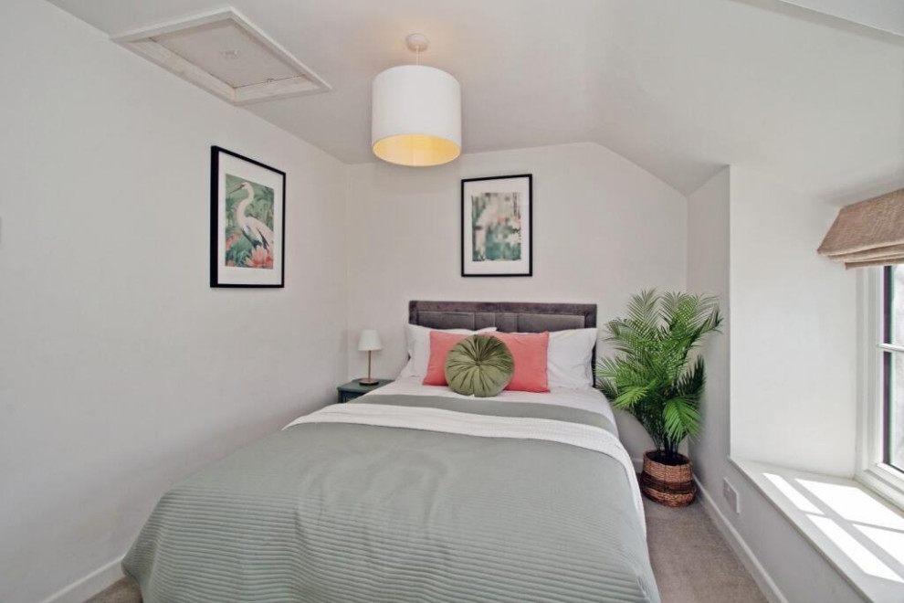 Peters Terrace - Staged to Sell