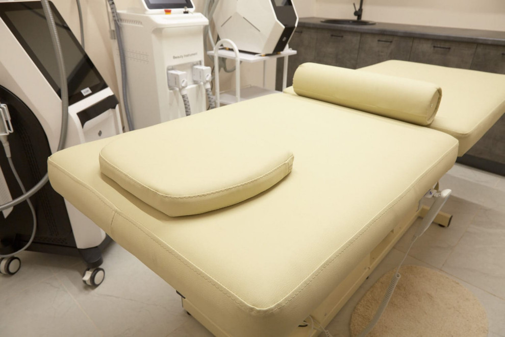 Реализация  студии аппаратной косметологии