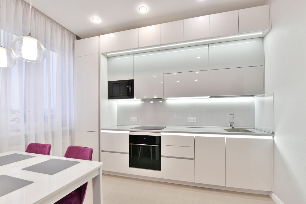 Глянцевая кухня модерн