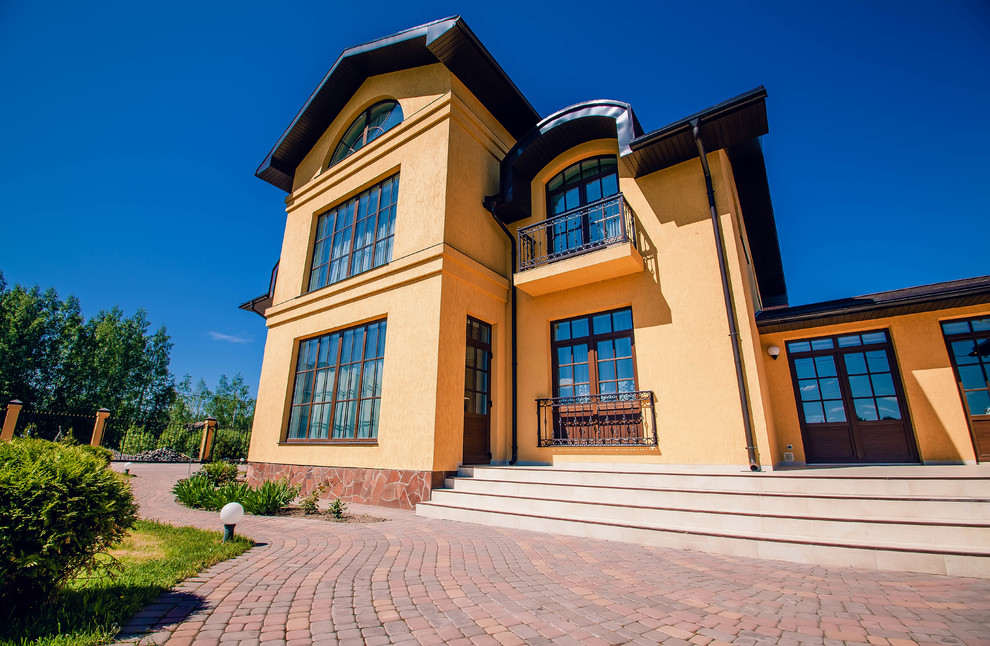 Остеклить коттедж