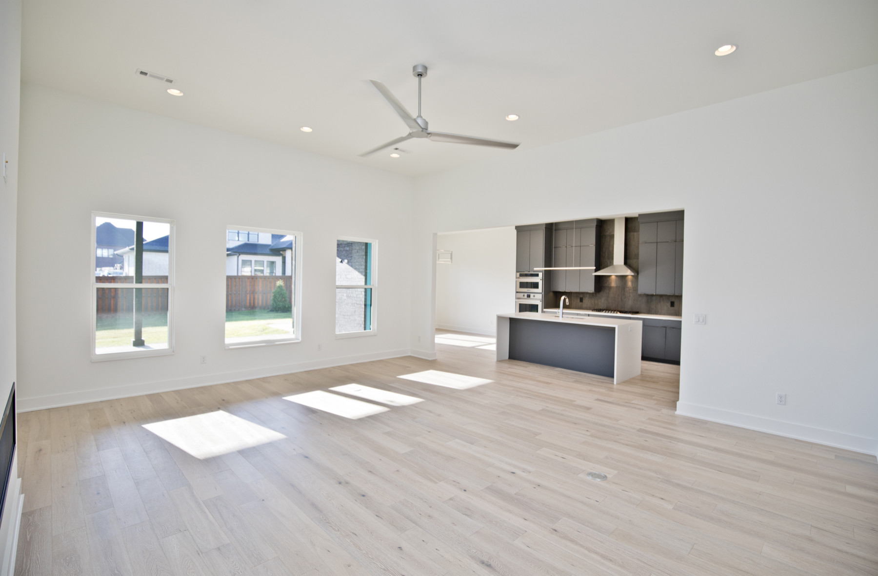 SV136_8605 S 86th PL