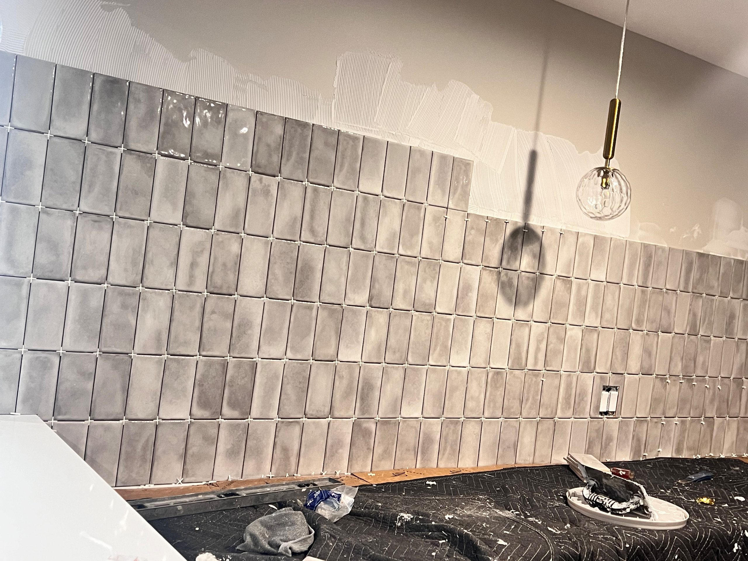 Edoria Basement Bar/Kitchenette