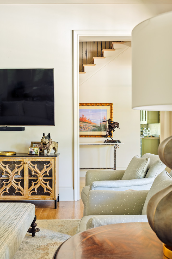 Lupton Drive Traditional Living Room Dallas by Julian Design