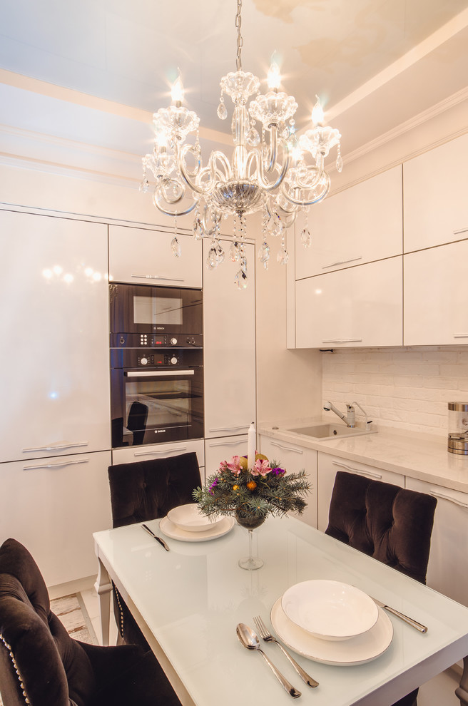 Квартира для молодой девушки.