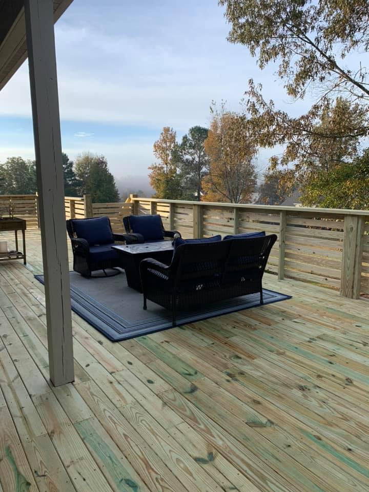 700' Sq Ft Deck