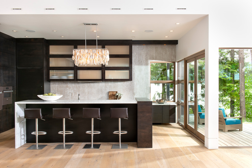 Lakeside Retreat - Heidi Long
