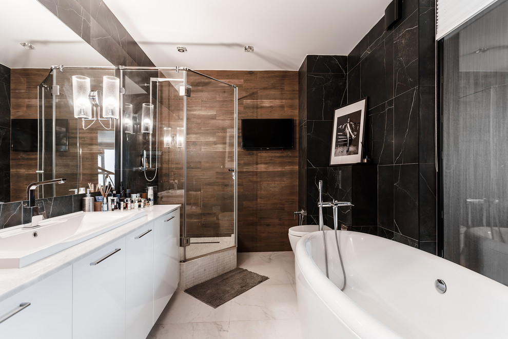 This is an example of a contemporary bathroom in Other.